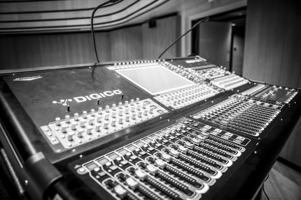 Stealth Core2 bővítés a DiGiCo SD pultjaihoz - CHROMASOUND.hu