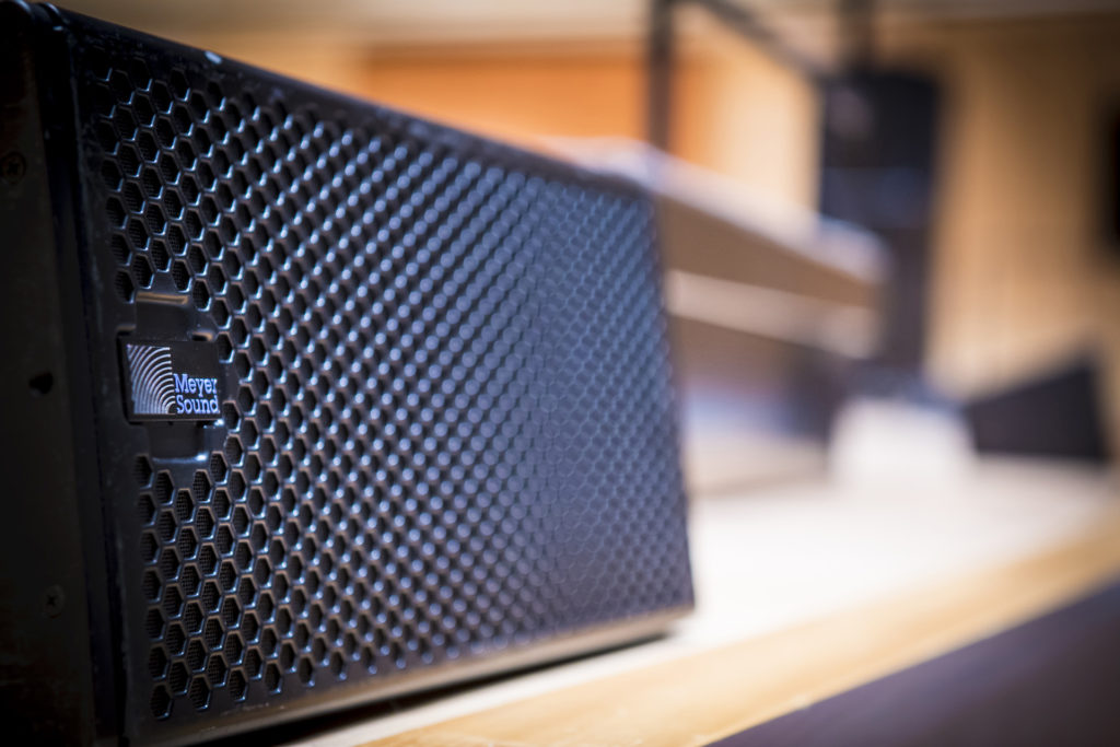 Egy éve, hogy a Vértes Agorája a Meyer Sound családhoz csatlakozott - CHROMASOUND.hu