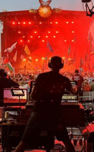 A STRIKE V beragyogja a Glastonbury fesztivált a The Prodigy fellépésével - CHROMASOUND.hu