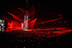 Professzionális hangrendszer a Majka produkció tatabányai turnézáróján – amikor a precíz tervezés és a szakmai együttműködés hozza meg a tökéletes eredményt - CHROMASOUND.hu