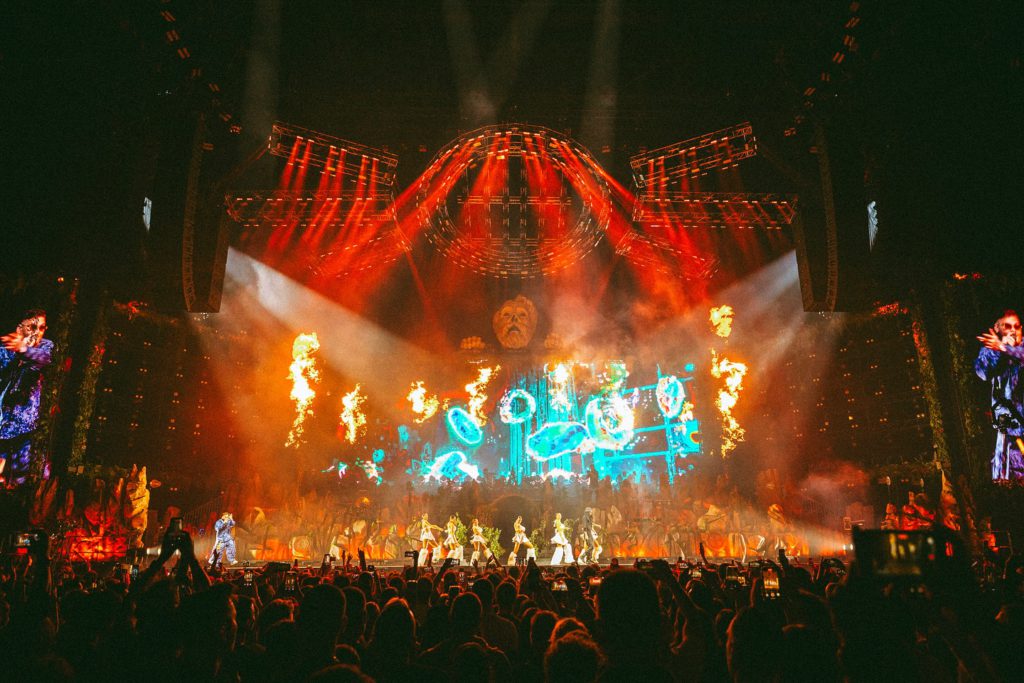 Világszínvonalú látvány az MVM Dome-ban és a Szigeten – Bővült a Light Positive Kft. Chauvet Professional flottája - CHROMASOUND.hu